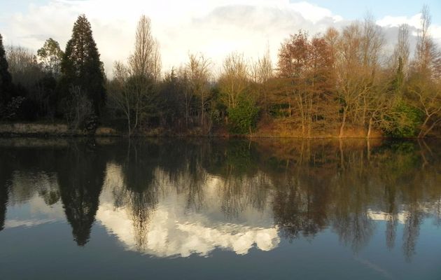 des nuages en reflets ... 