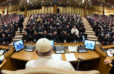 Le Pape aux religieux: favoriser l’écoute dans l’exercice de l’autorité - VA