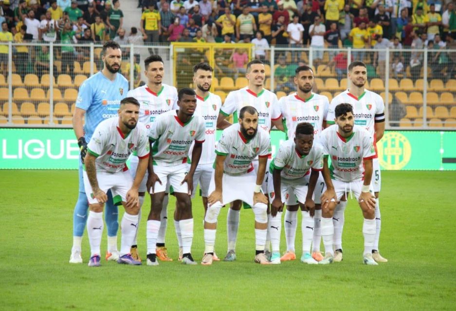 Mardi 1.10.2024 à Tizi-Ouzou Stade 