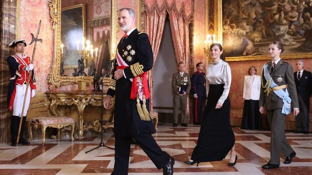 Pascua militar (suite)