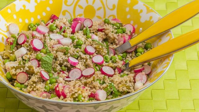 Semoule en Salade aux Asperges, Radis, Petits Pois et Menthe