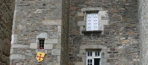 dinan