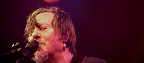 François Staal lance sa tournée bretonne avec 15 dates à Bréhat