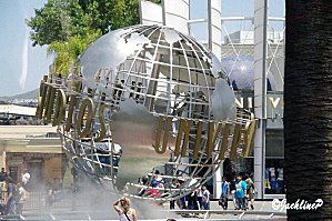 Los Angelès (4)..Universal Studios (1)...