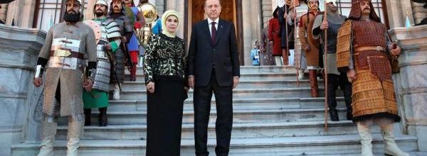 Erdogan "le Sultan" revient à la charge