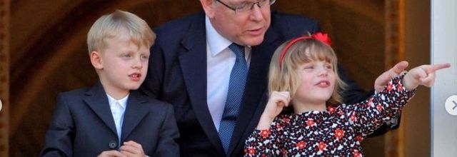 Fète Dieu jeudi 3 juin en présence du Prince Albert, Prince jacques et princesse Gabriella