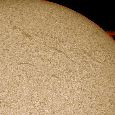 Retour sur le Soleil en H-alpha le 21 avril 2025