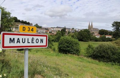 MAULÉON (Deux-Sèvres) (1/2)