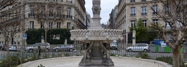 Fontaine de la Place François Ier (Paris 8ème)