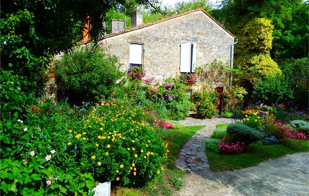 la maison fleurie de Blaye dept 33