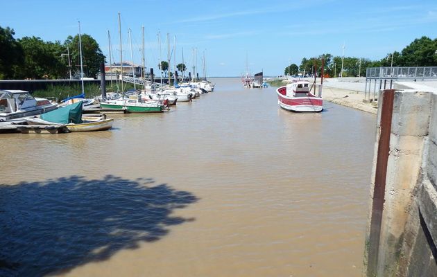 motos des mers au port des Calonges 