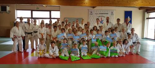 15 Juin; Remise de GRADES