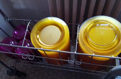 Manger bio à la cantine, oui ! Manger dans du plastique ? Non !