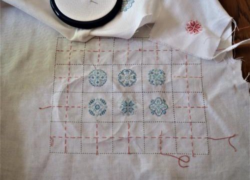 Un peu de broderie