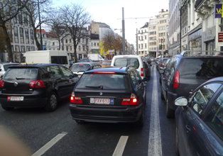 La piste cyclable la plus large sur l'avenue la plus chic de Bruxelles