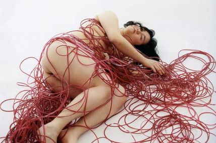 Chiharu Shiota   vs   Nathalia Garcia