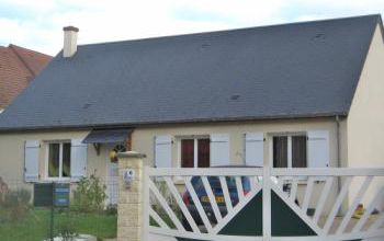 Voivi notre première maison Mikit