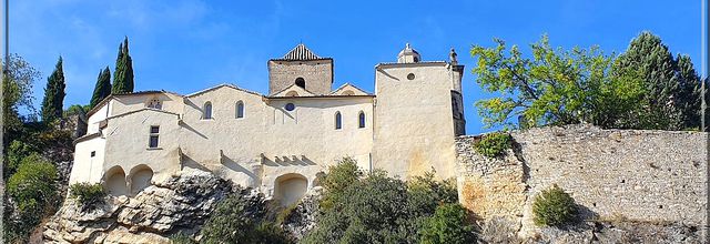 1010 - Vaison-la-Romaine, dans le Vaucluse (84)