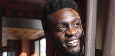 Le chanteur Corneille, survivant du génocide rwandais, se confie - fc