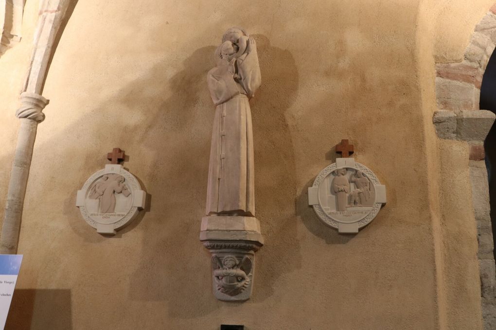 ÉGLISE SAINT-CÔME-ET-SAINT-DAMIEN      SAINT-CÔME-D'OLT (12)