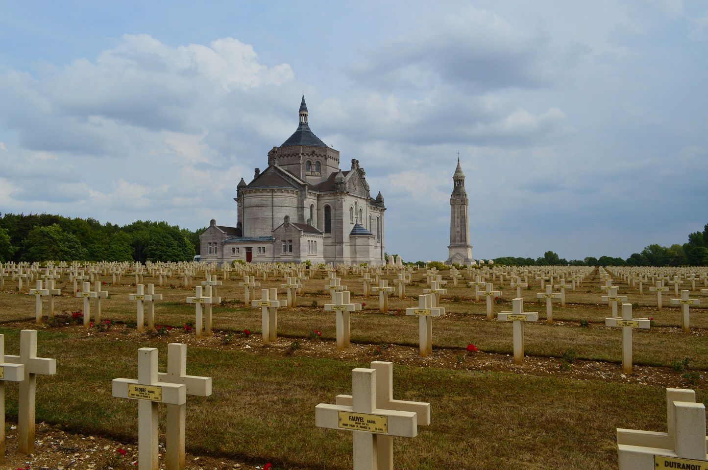 image%2F0980510%2F20241208%2Fob_e6dd11_notre-dame-de-lorette-16-aout-2022.JPG