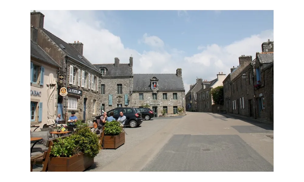 LOCRONAN (Finistère - 29)