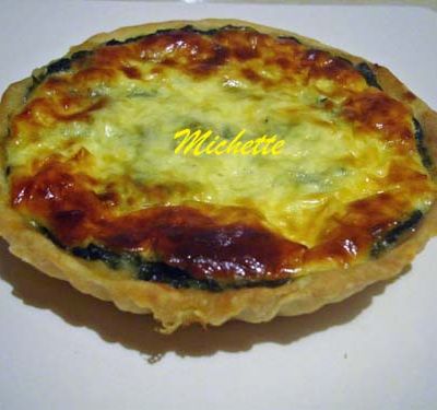 Tartelette aux épinards, p de terre, jambon et 2 fromages, de quoi satisfaire toute la famille