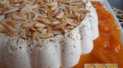 Panna cotta à la vanille et sa compotée d'abricots 