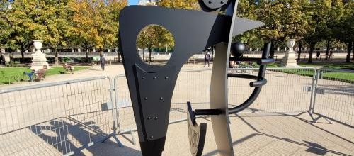 Découverte des oeuvres artistiques de la FIAC au jardin des Tuileries 
