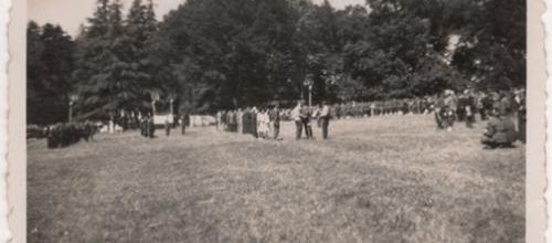 Juillet 1947 - En image - Pose de la première pierre du monument de la Nouette.