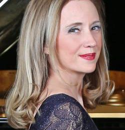 VIDÉO - Ave Maria Les Cloches de Rome, de Franz Liszt - Anne-Marie Dubois !
