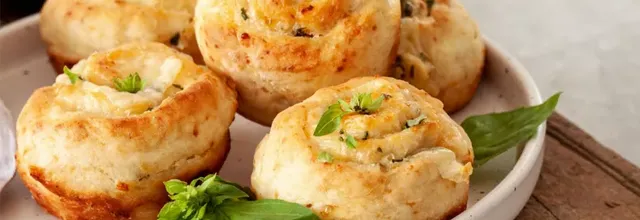 Muffins aux courgettes et au basilic