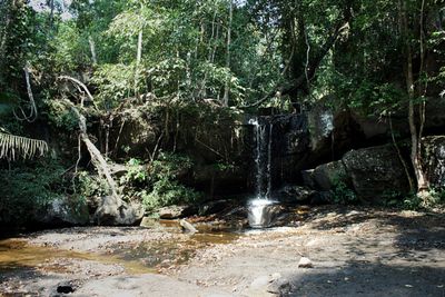 La Rivière aux 1000 Lingas (Kbal Spean) - Cambodge (Scan de photos papier)