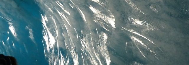 En passant sous... la Mer de Glace