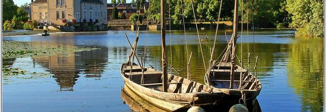 72 . Sarthe - La Flèche (2) - Barques