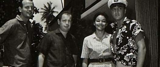 photo elvis et petit fait sur RON JACOBS 