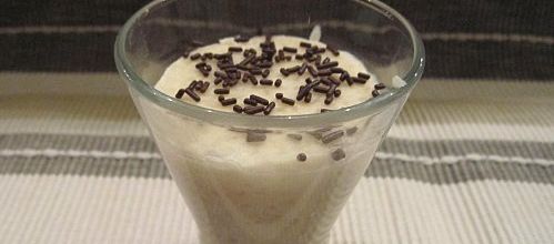 Petites crèmes à l'amande et à l'amaretto`