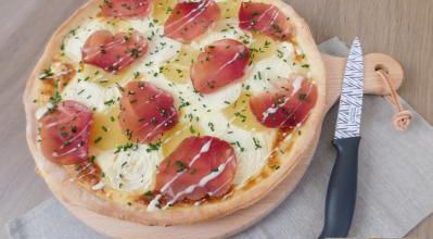 Pizza franc-comtoise à la cancoillotte