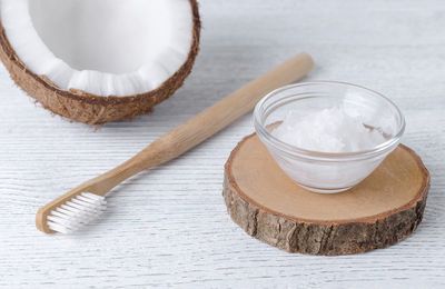 Dentifrice maison : 7 recettes écologiques, faciles et rapides pour prendre soin de vos dents
