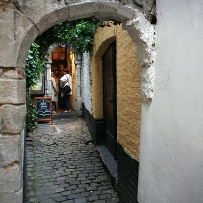 LES MAROTTES DES MAROLLES..Le théâtre royal des Toones