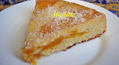 Gâteau fondant à la mangue, crème de coco et pina colada