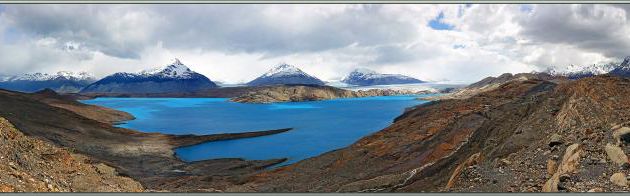 Et le but de notre randonnée : Lago Guillermo aux eaux d'un bleu indéfinissable ... - Estancia Cristina - Lago Argentino - Patagonie - Argentine