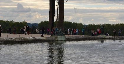 Les sculptures monumentales de Penone dans les jardins de Versailles - 