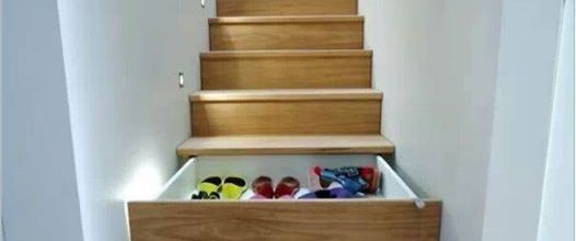 Escalier armoire à chaussures