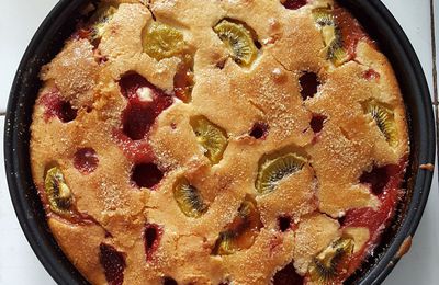 EB - Gâteau aux fraises et kiwi...
