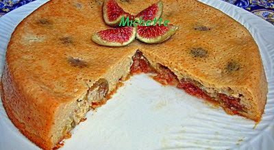 Clafoutis aux figues, miel, rhum brun et amandes