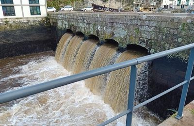   de l 'eau  de là haut 