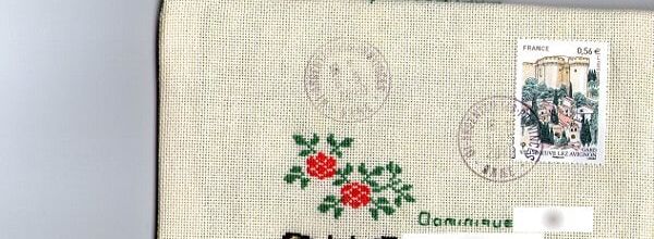 échange enveloppe brodée