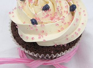 Cupcakes au chocolat & "vanilla swiss meringue buttercream"