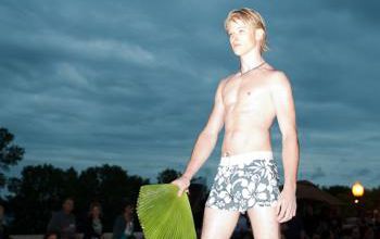 mode fashion pool podium
